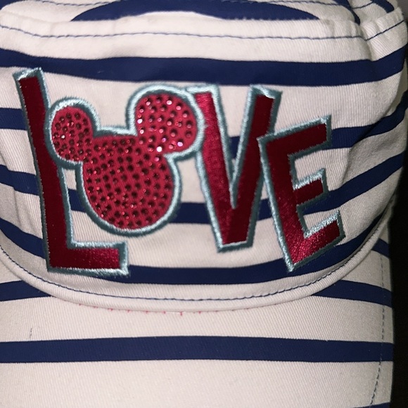 NWT! Disney Sparkly Mickey Love Hat - Picture 7 of 9